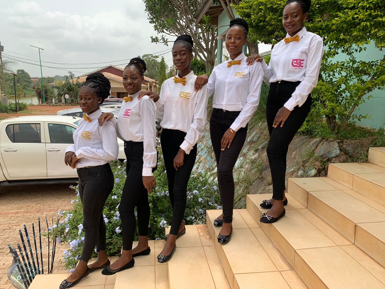 hotesse-bafoussam-cameroun-event-style-entertainment (1)